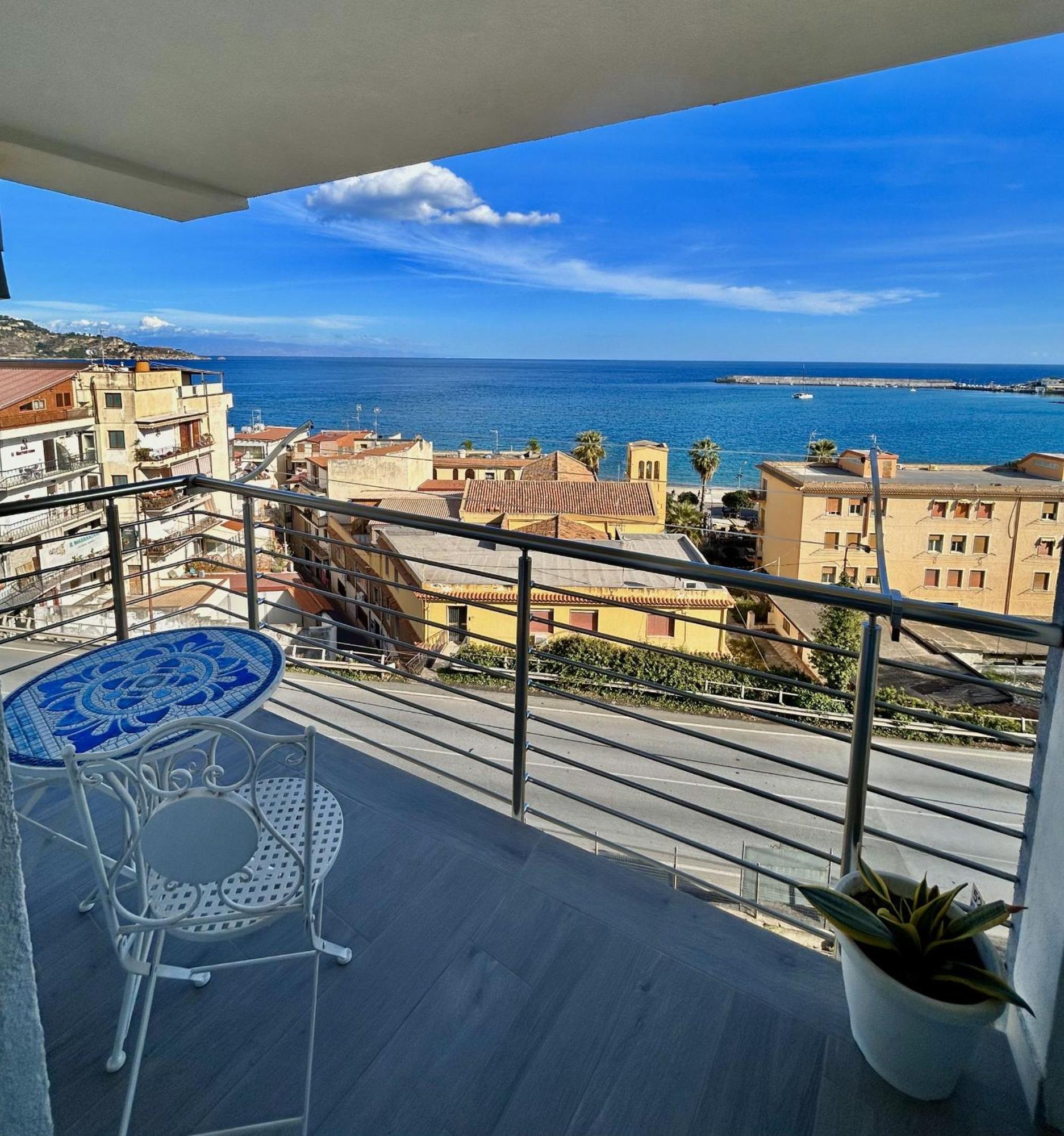 גיארדיני נאקסוס Vista Mare Apartments חדר תמונה