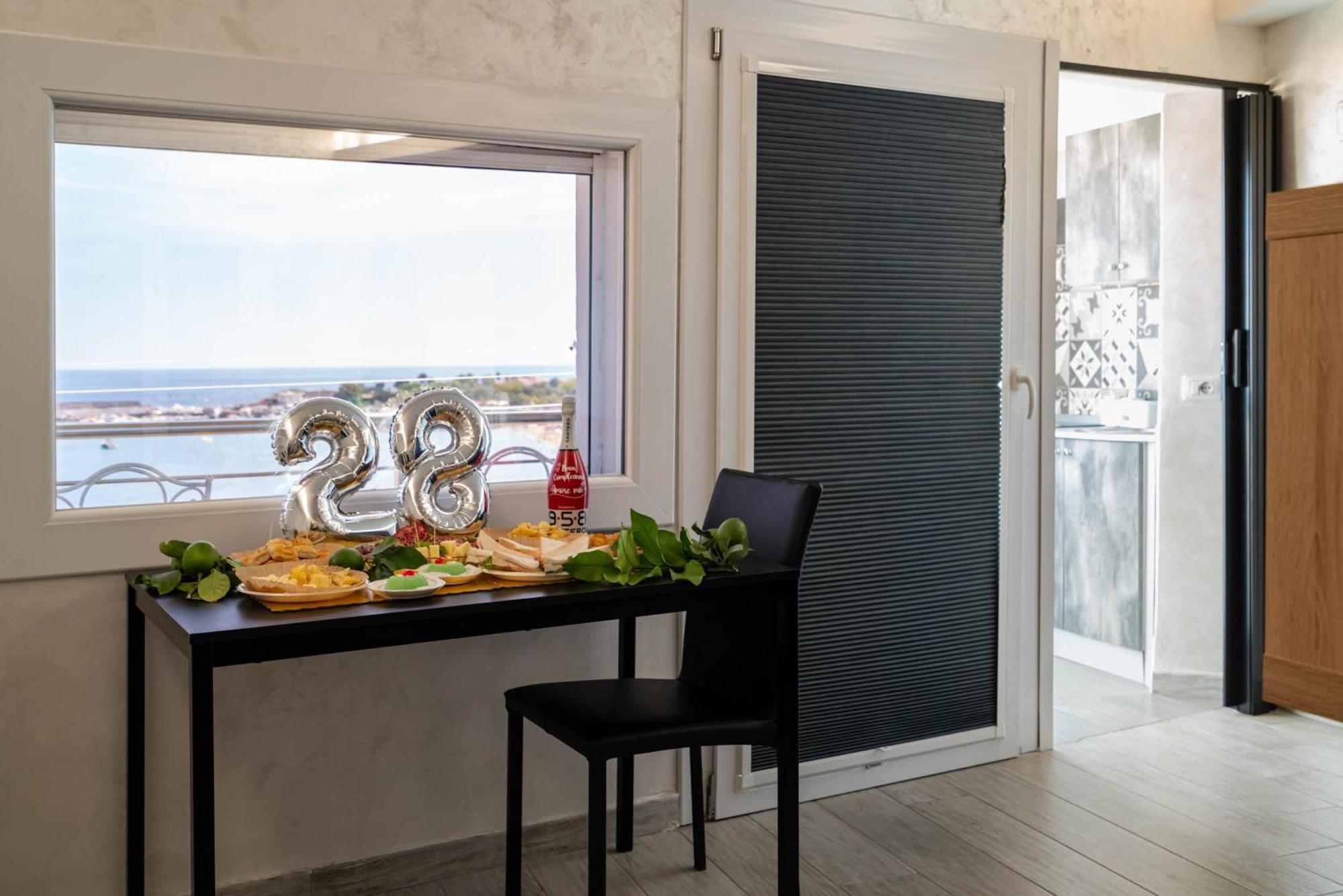 גיארדיני נאקסוס Vista Mare Apartments חדר תמונה